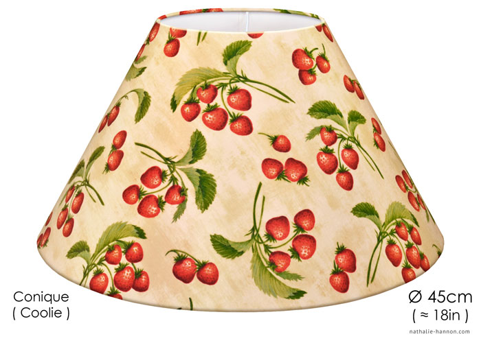 Lampshade Strawberries with Leaves